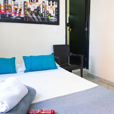 Hotel Jc 43 Medellín Extérieur photo