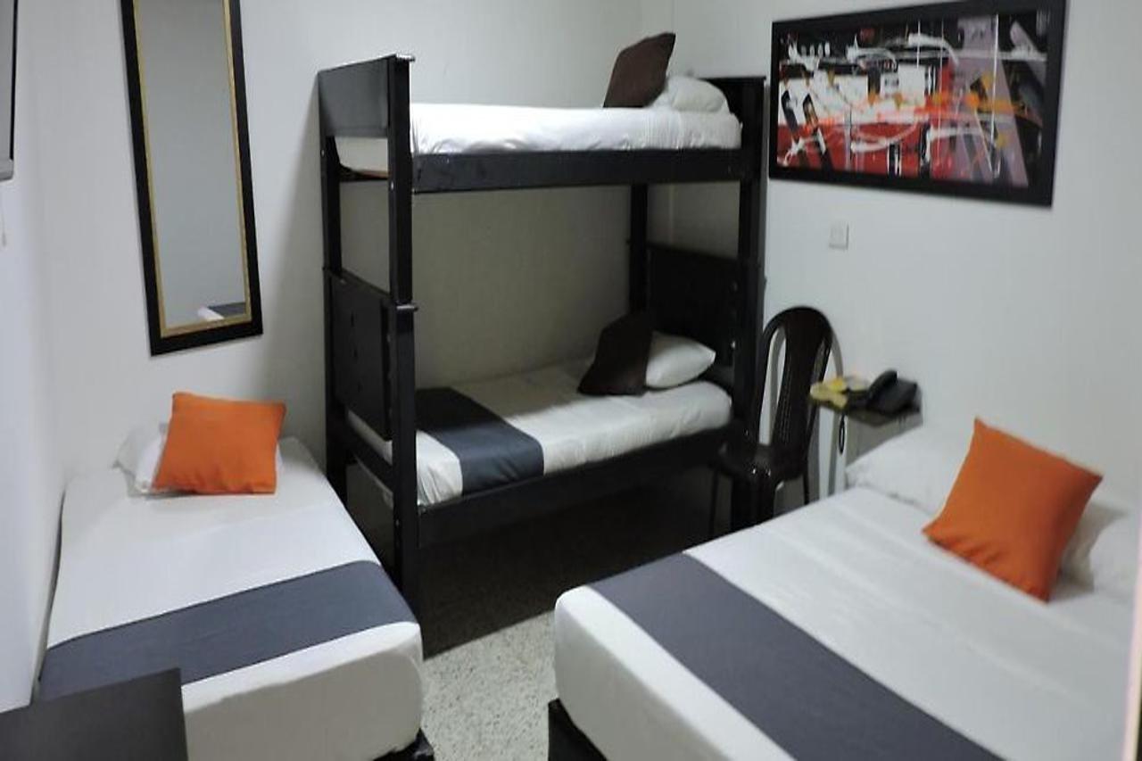 Hotel Jc 43 Medellín Extérieur photo
