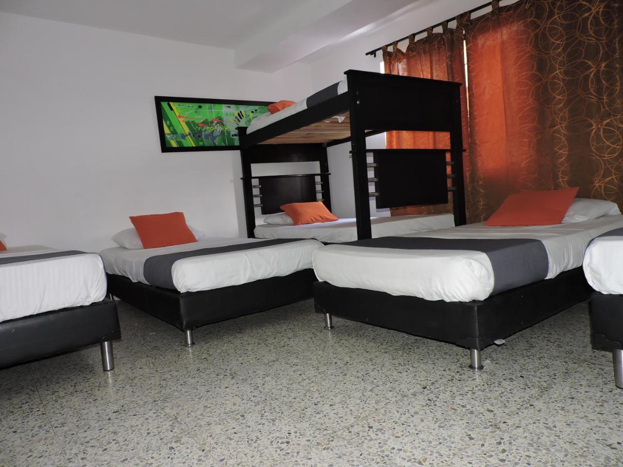 Hotel Jc 43 Medellín Extérieur photo
