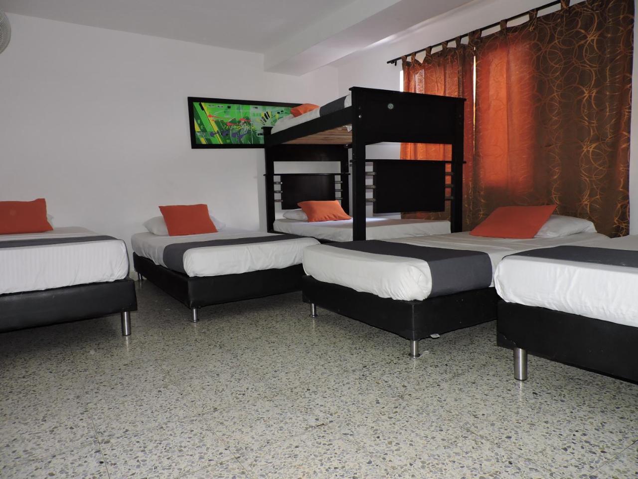 Hotel Jc 43 Medellín Extérieur photo