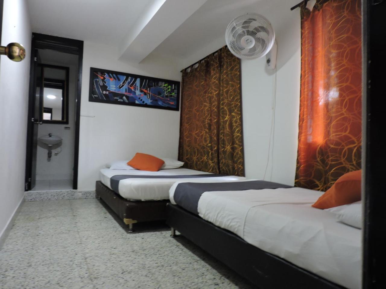 Hotel Jc 43 Medellín Extérieur photo