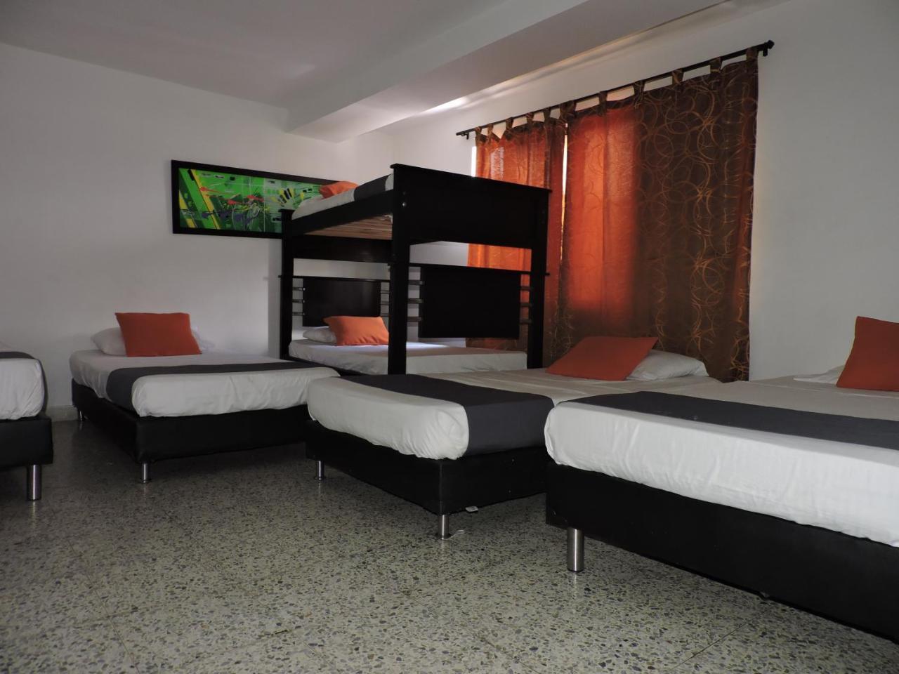 Hotel Jc 43 Medellín Extérieur photo