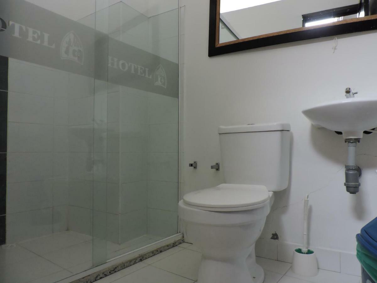 Hotel Jc 43 Medellín Extérieur photo
